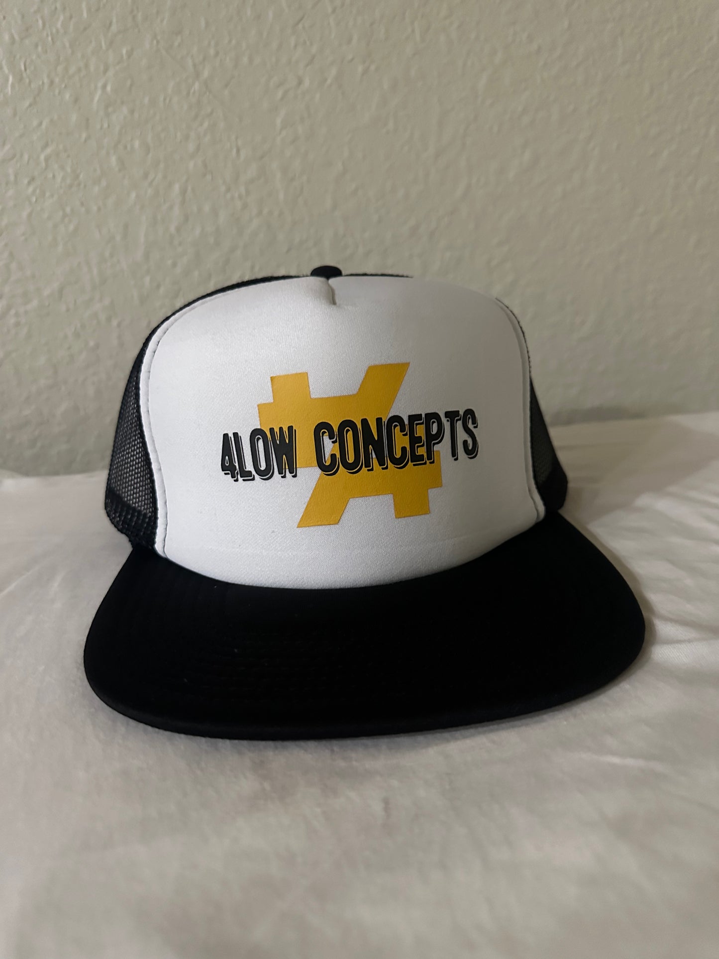4Low Concepts Suspension Garage black trucker hat - 4Low Concepts™