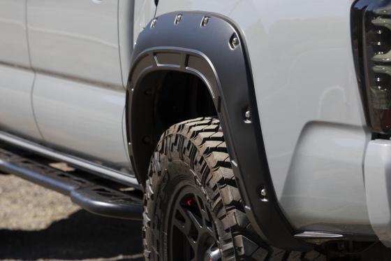 
                  
                    Fender Flares Defender Toyota Tacoma 2WD/4WD (2016-2023) Rough Country
                  
                