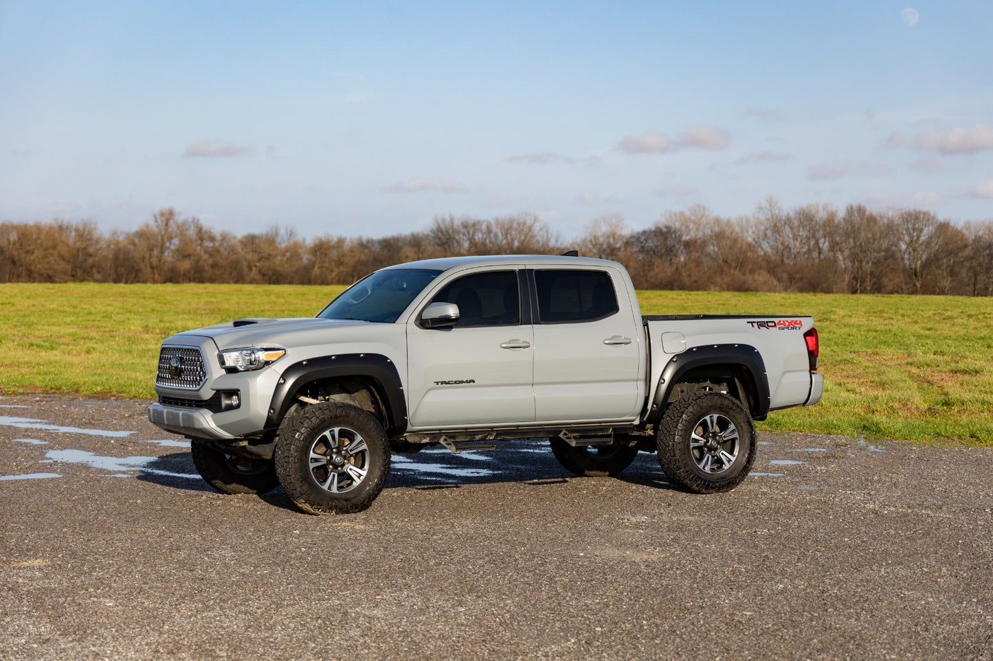 
                  
                    Pocket Fender Flares Toyota Tacoma 2WD/4WD (2016-2023) Rough Country
                  
                