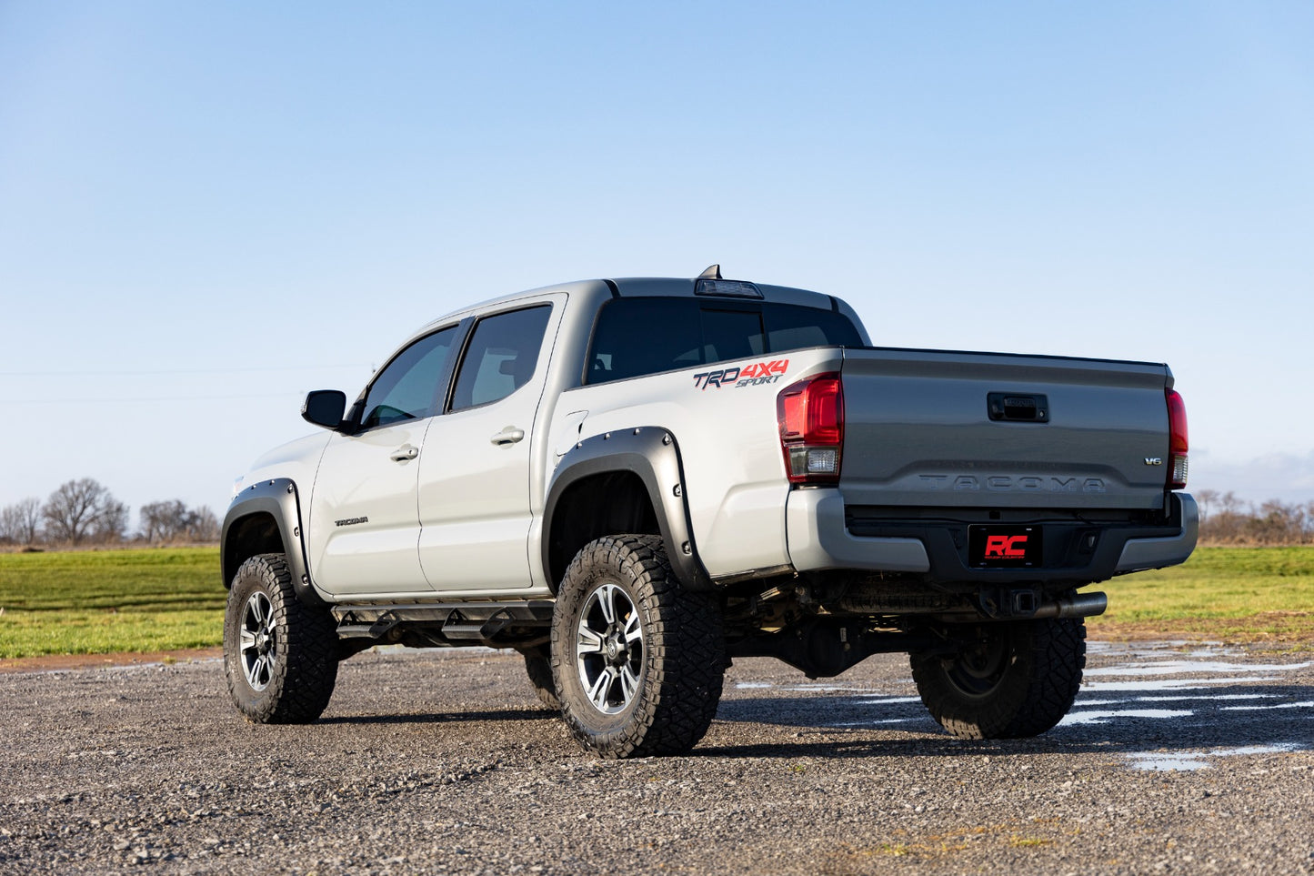 
                  
                    Pocket Fender Flares Toyota Tacoma 2WD/4WD (2016-2023) Rough Country
                  
                